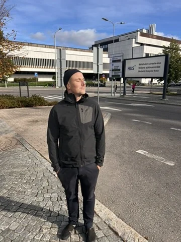 Peik Lehtonen outside the Helsinki hospital area